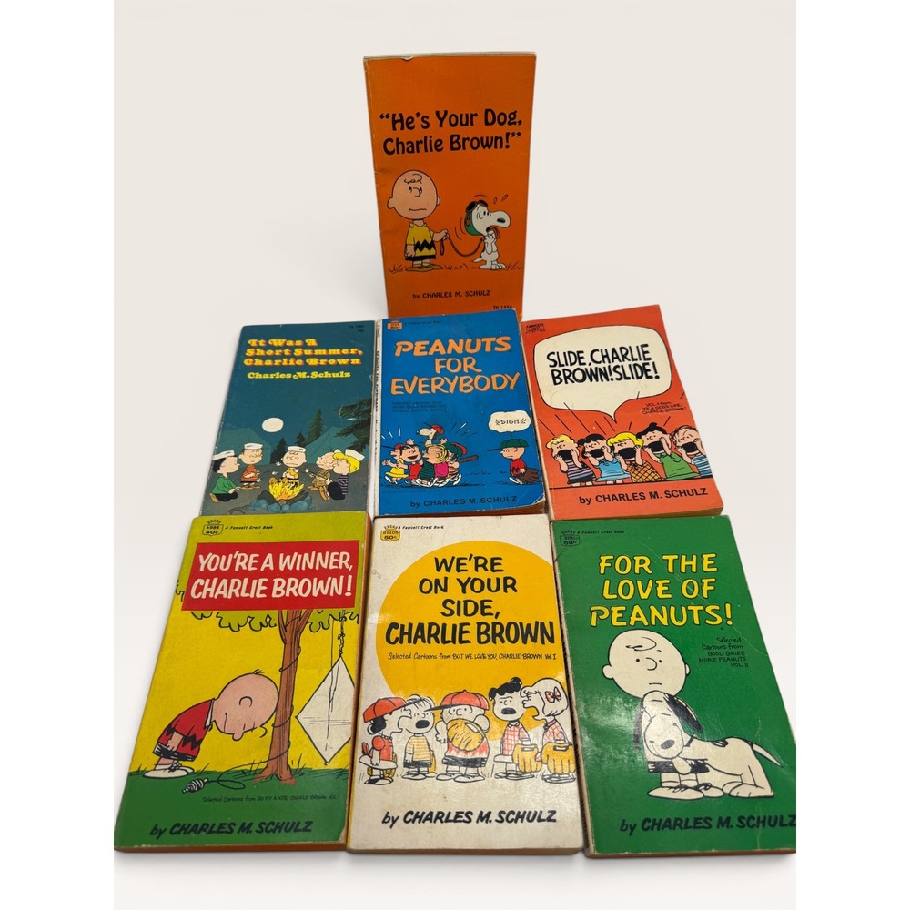 Vtg Peanuts Comic Book Lot 7 Charles Schulz Charlie Brown Snoopy Paperbacks 60's
